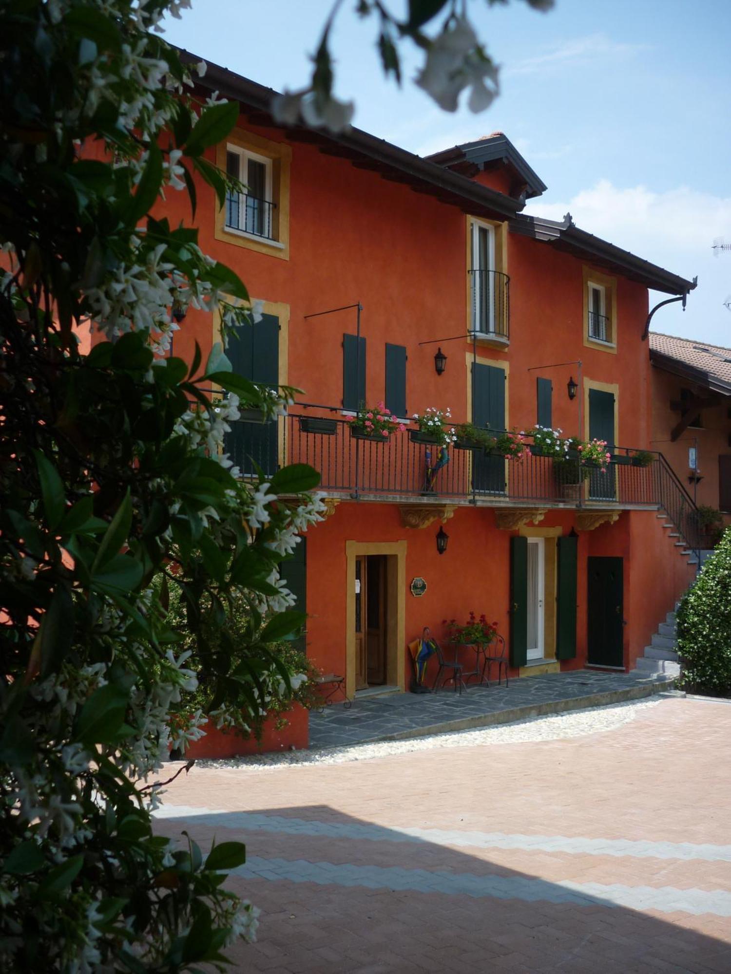 La Casetta 2*